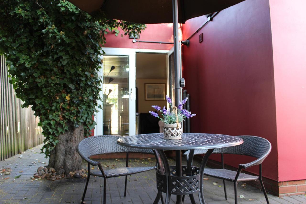 No. 82 B&B Stratford-upon-Avon Bagian luar foto